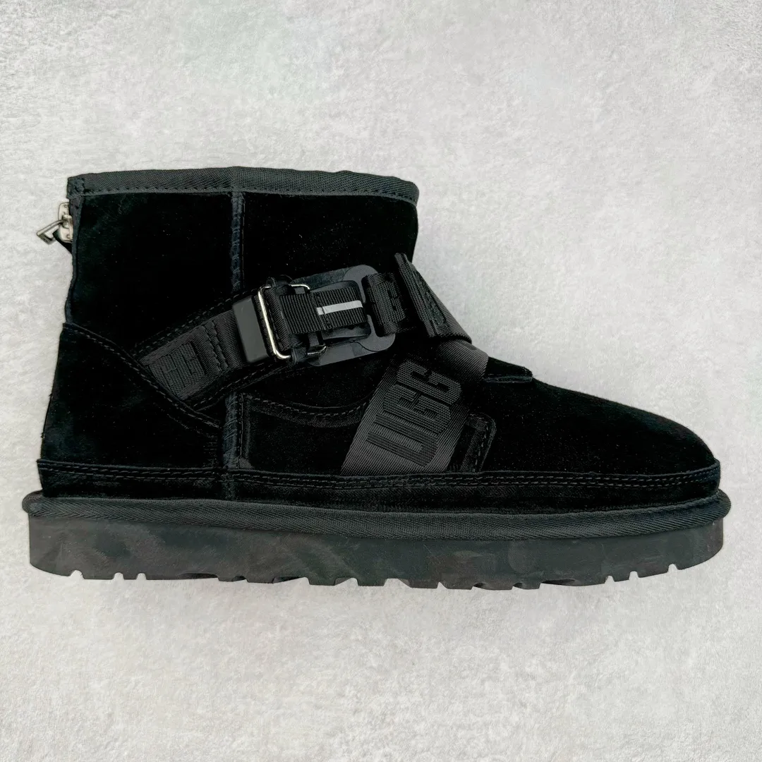 Pick up locally 💰640 UGG 5013 snap-on men's autumn and winter sheepskin and fur integrated snow boots. All shoes are made from the same factory as ZP. Longfeng A-grade Australian imported sheepskin and fur integrated men's boots. Brand OEM production line. Fully follow the ZP process. Original pattern maker of the OEM. Adhering to the principle of no original shoes and no development selection. Pay attention to every detail. The most authentic version on the market TREADLITE "Light Wing" technology outsole Lightweight/durable/flexible/pile size: 40 41 42 43 44 Coding: by3936050